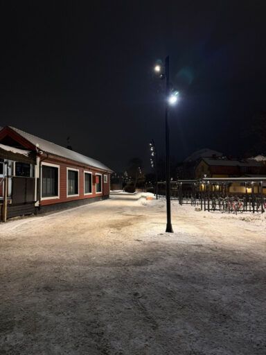 Gallery image of Armatuur 48 Julo